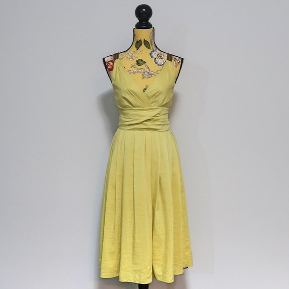 Lida Baday Yellow Belted Pleated Midi Dress 2 - Picture 1 of 13